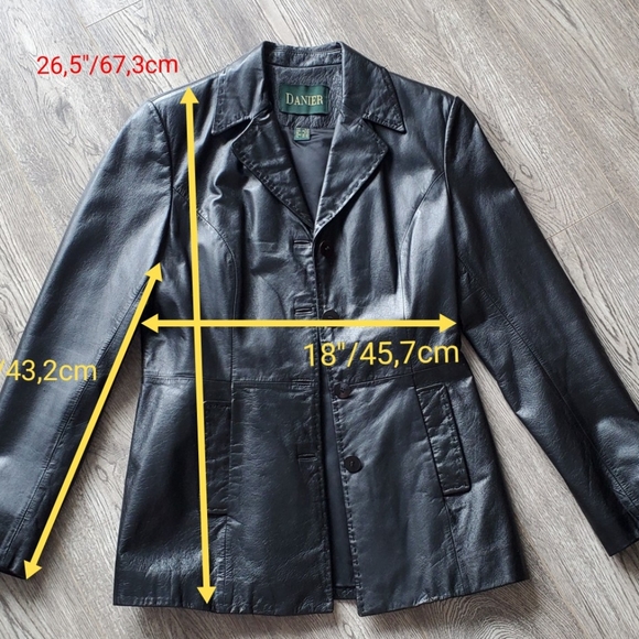 Jacket black Danier leather spring fall office - Picture 3 of 6